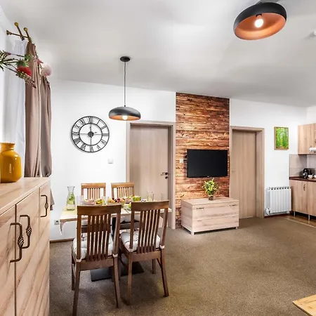 Hilson Jasna - Garden